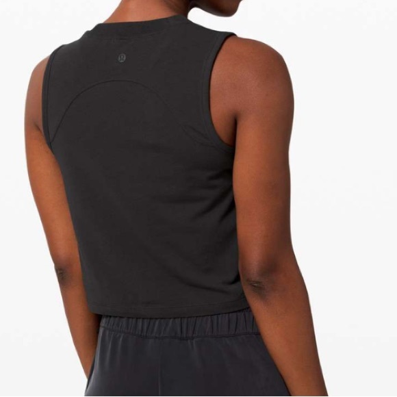 Lululemon | Cinch me up front tank - Picture 2 of 9